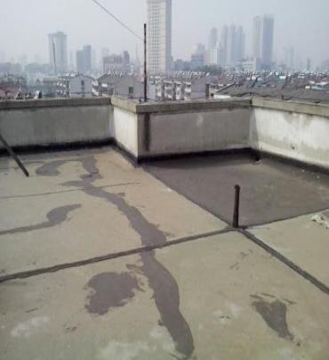 丰润漏水维修 楼顶漏水是什么原因，楼顶漏水维修方法是什么?